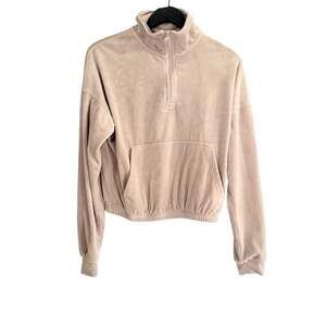 MONO B. 3/4 zip crop long sleeve. Size S